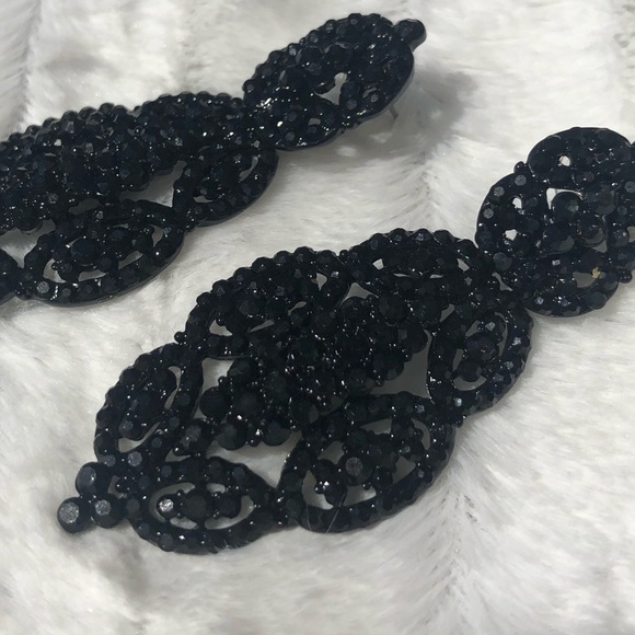 Jewelry - Black drop earrings with sparkly black stones.